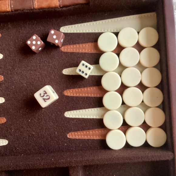 Vtg Backgammon Board Game Set Faux Brown Leather Travel Case Interior Stitched - Picture 5 of 16